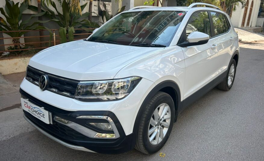 Volkswagen Taigun Highline 1.0 TSI AT