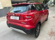 XUV 300 W8 (O) AT