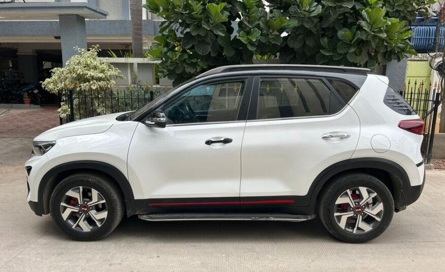 Kia Sonet GTX Plus 1.5 AT Dual Tone