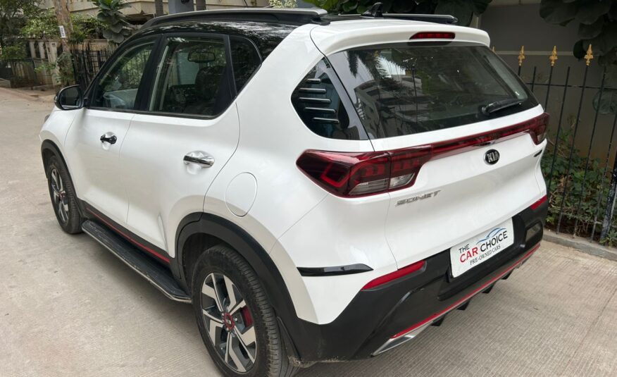 Kia Sonet GTX Plus 1.5 AT Dual Tone