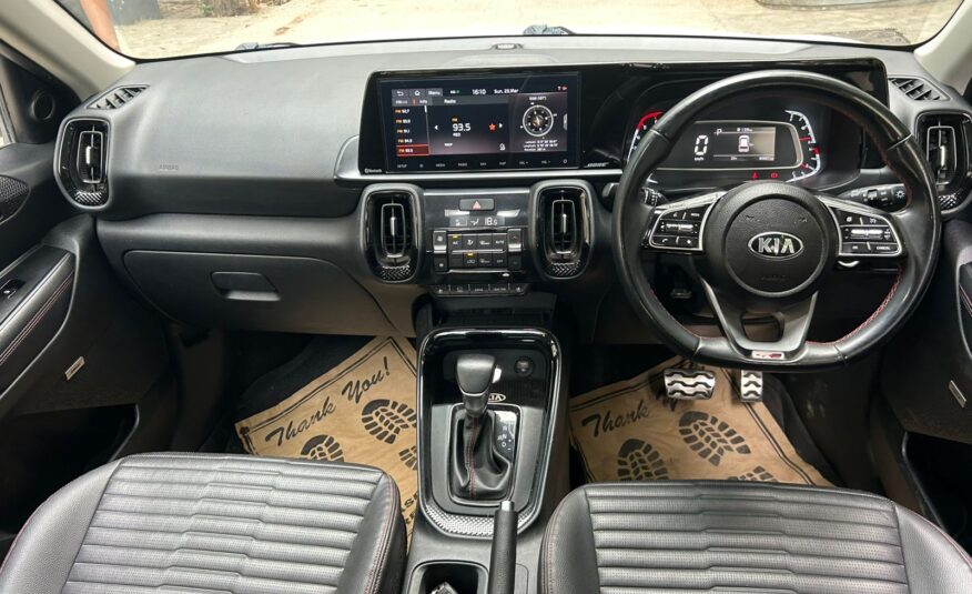 Kia Sonet GTX Plus 1.5 AT Dual Tone