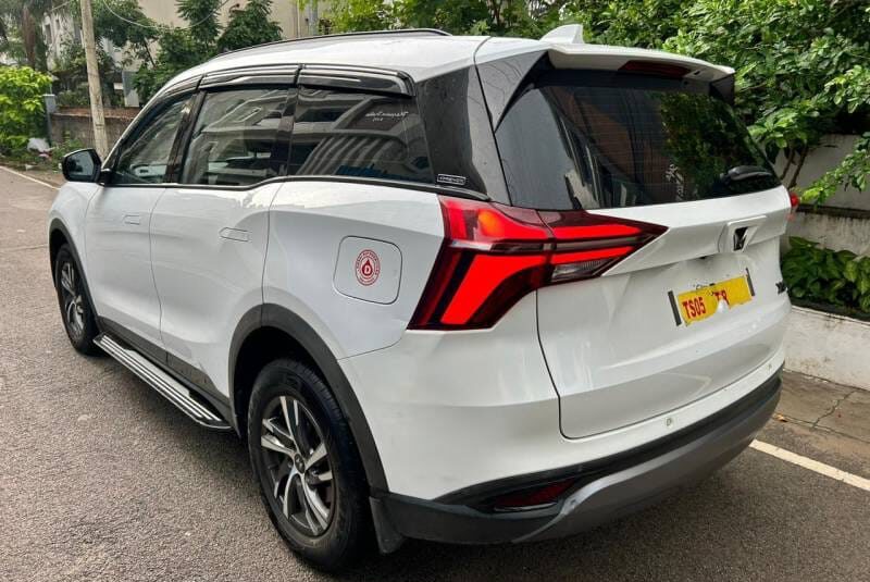 Mahindra xuv 7oo AX5 AT 5 STR