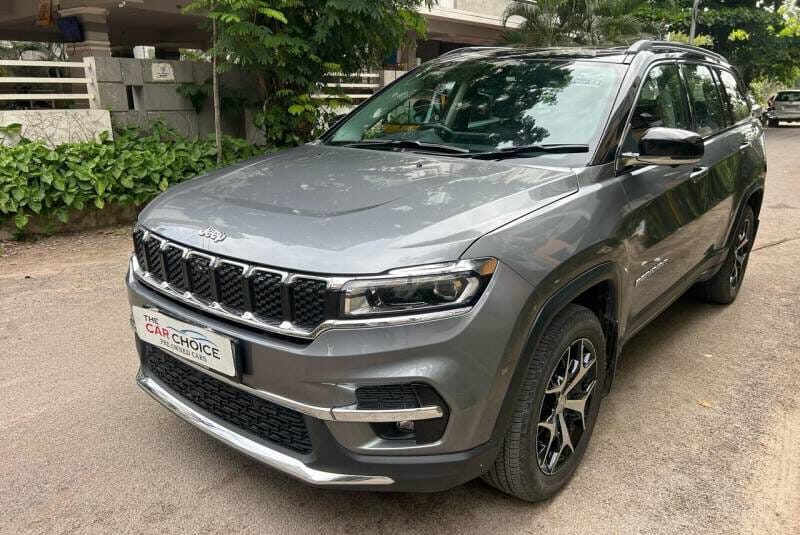 Jeep Meridian Limited (O) 4×2 AT