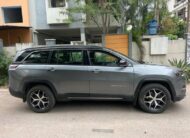 Jeep Meridian Limited (O) 4×2 AT