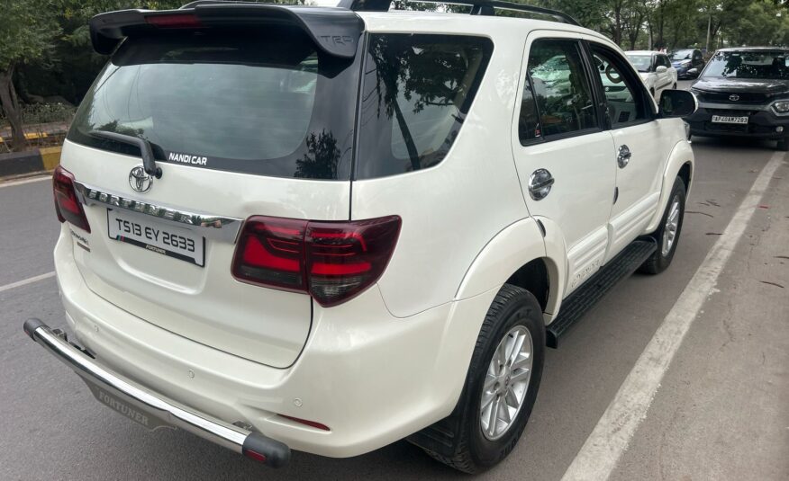 TOYOTA FORTUNER 3.0 4×2 AT