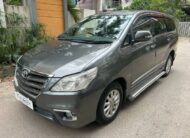 TOYOTA INNOVA 2.5 ZX 7 STR