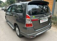 TOYOTA INNOVA 2.5 ZX 7 STR