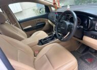 Kia carnival prestige 7 STR