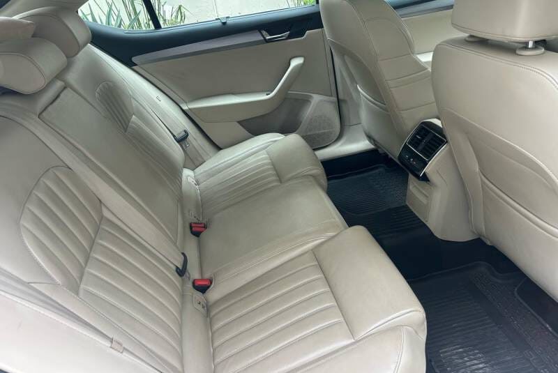 SKODA SUPERB STYLE TSI AT